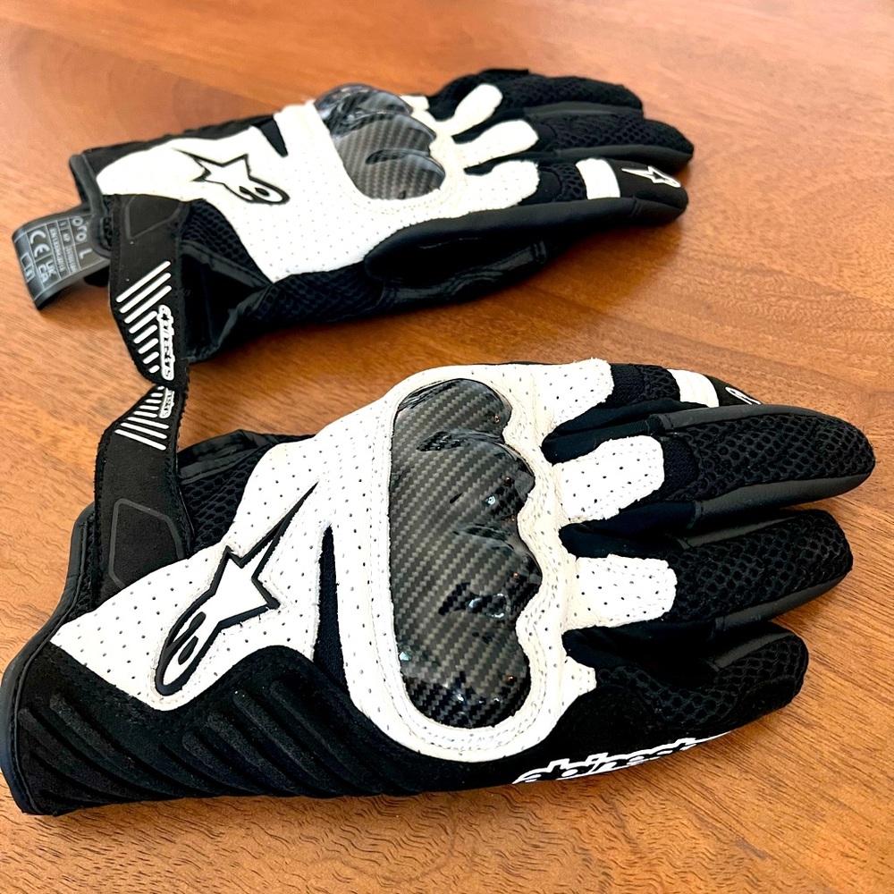 Alpinestars Men's SMX-1 Air v2 Motorcycle Glove